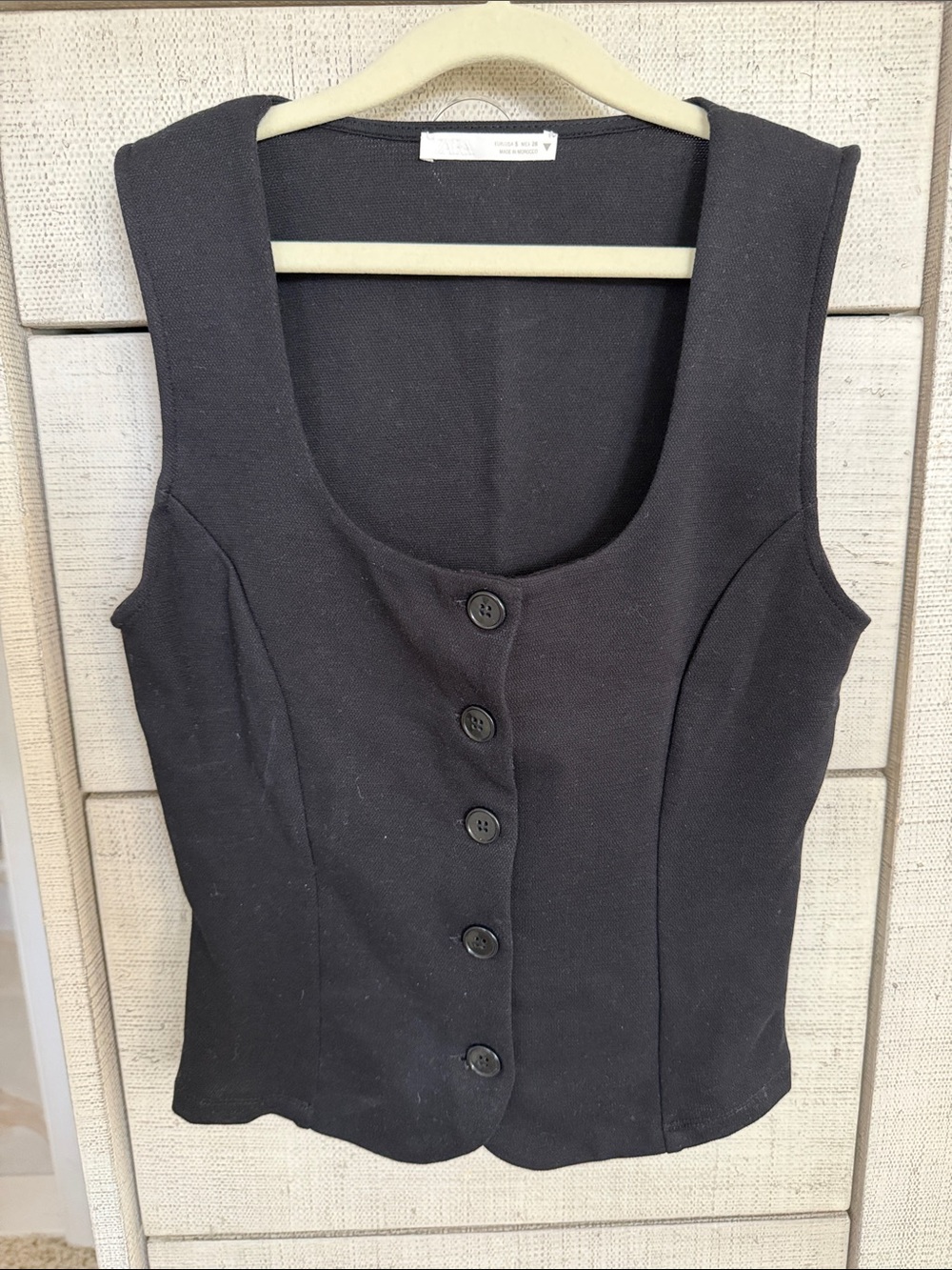 Zara Black Button-Front Sleeveless Vest Top